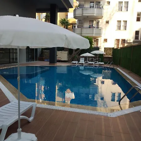 Elit 2 Apartamento *